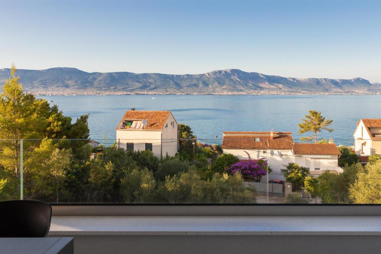 House & Home Slatine Exterior foto